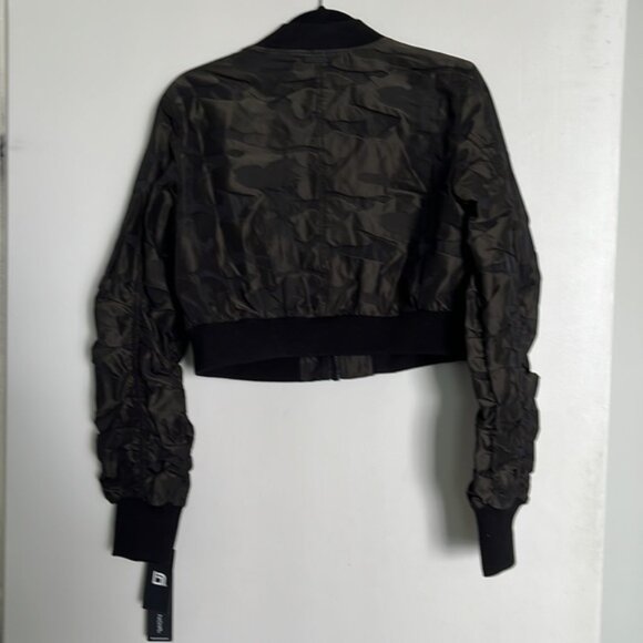 Woman’s jacket, Blanc Noir size, medium camouflage, military green - Picture 6 of 7
